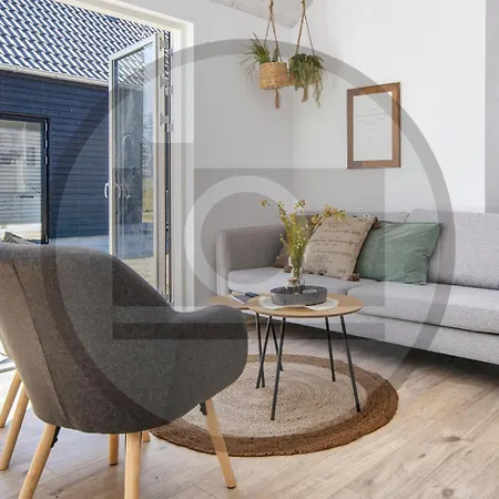 Holiday home 4 Bedroom Amazing In